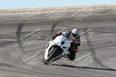 media/Jan-15-2026-Racers Edge (Thu) [[dfebeb70ab]]/3-B Group/Session 2 (Bowl Exit)/